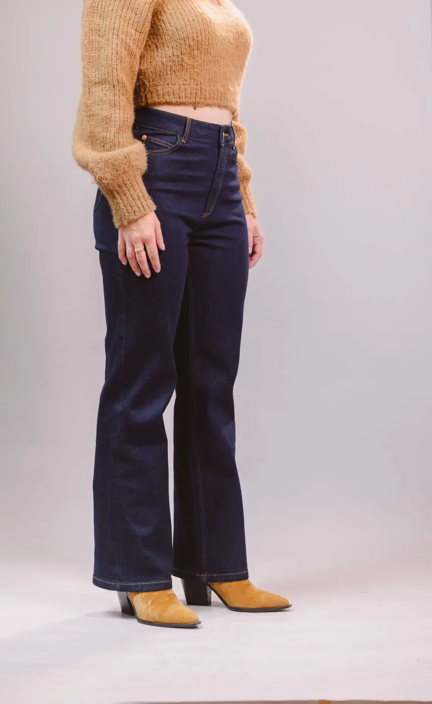 Petite Retro Flared Jeans – Dark Blue — detailfoto 5